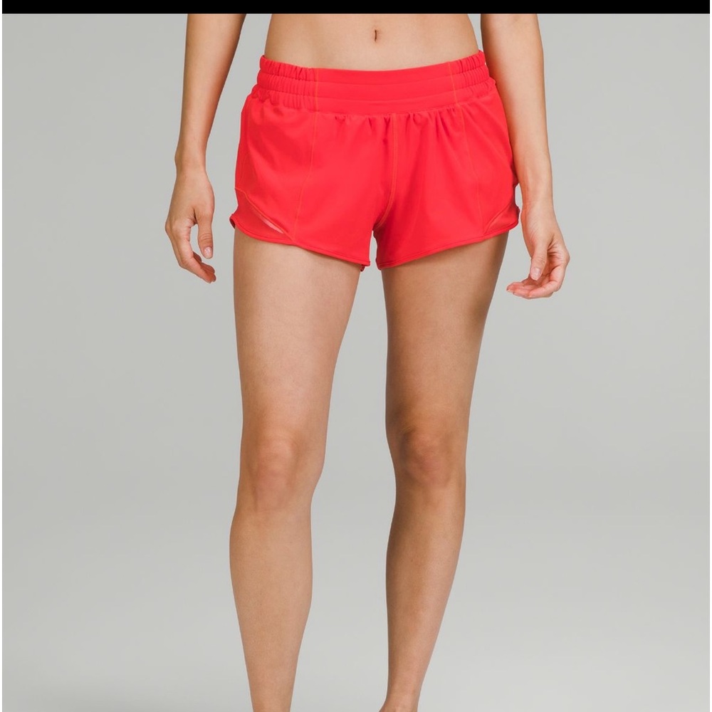 Lululemon Hotty Hot 2.5in